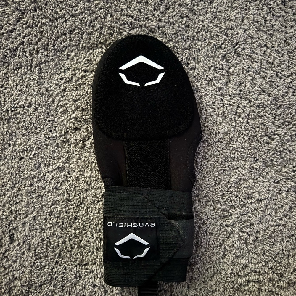 EvoShield Black Sliding Mitt - Adult size